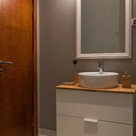 Frankie's Place - Two-bedroom With Terrace And Sea View Apartment Zaton (Dubrovnik-Neretva)