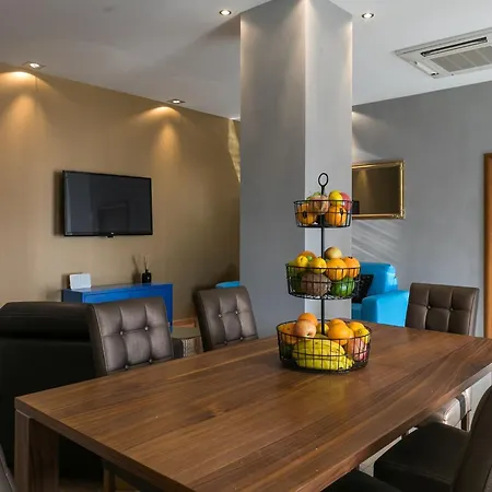 Frankie's Place - Two-bedroom With Terrace And Sea View