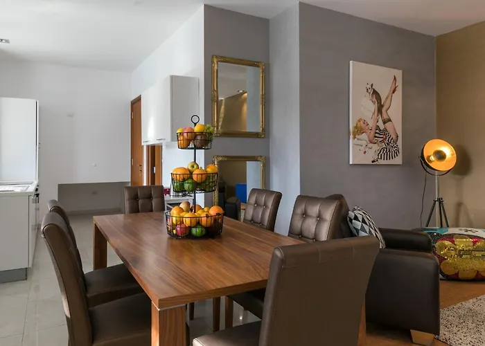 شقة Frankie's Place - Two-bedroom With Terrace And Sea View