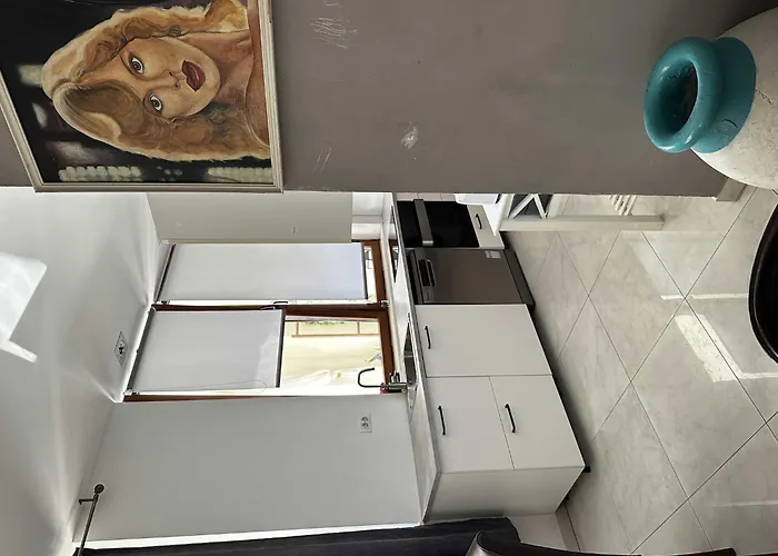 Frankie's Place - Two-bedroom With Terrace And Sea View زاتون