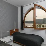 Frankie's Place - Two-bedroom With Terrace And Sea View Διαμέρισμα