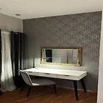 Διαμέρισμα Frankie's Place - Two-bedroom With Terrace And Sea View