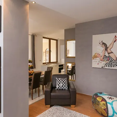 Frankie's Place - Two-bedroom With Terrace And Sea View 아파트 *