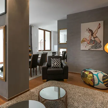 Frankie's Place - Two-bedroom With Terrace And Sea View 아파트 자톤