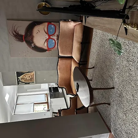 Frankie's Place - Two-bedroom With Terrace And Sea View