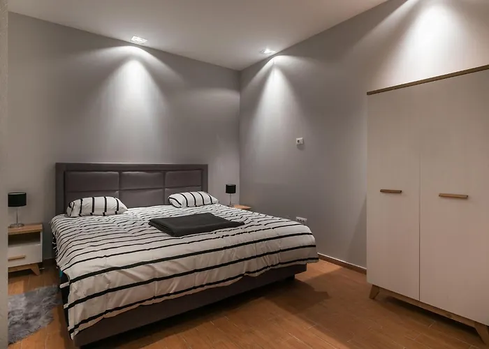 Frankie's Place - Two-bedroom With Terrace And Sea View Apartament