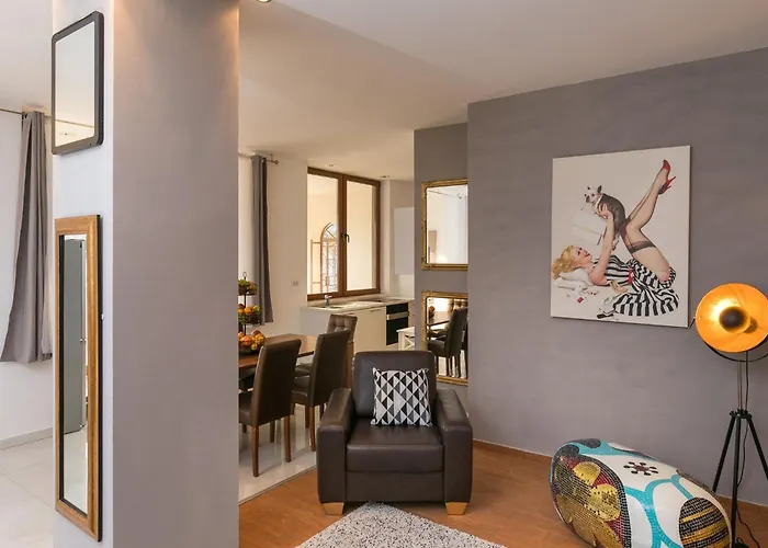 Frankie's Place - Two-bedroom With Terrace And Sea View Apartman *